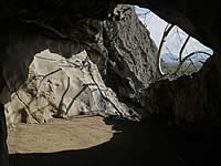 Die Tempel Höhle von Wat Tham Chaeng