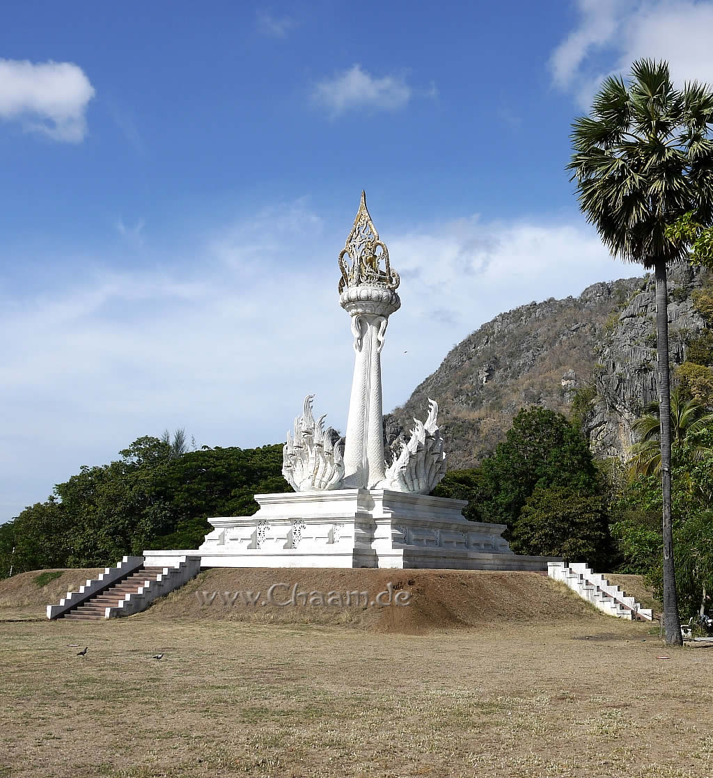 Tempel Wat Tham Chaeng in Cha-Am