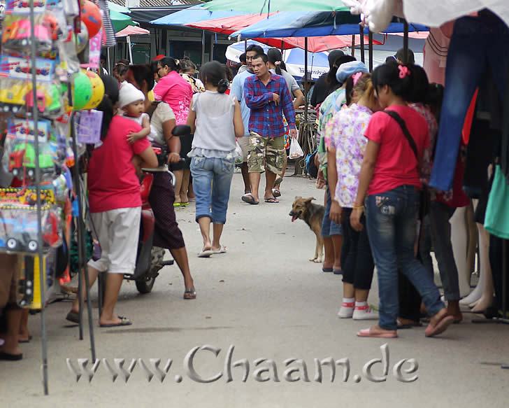 Markt im Hafen von Cha-Am
