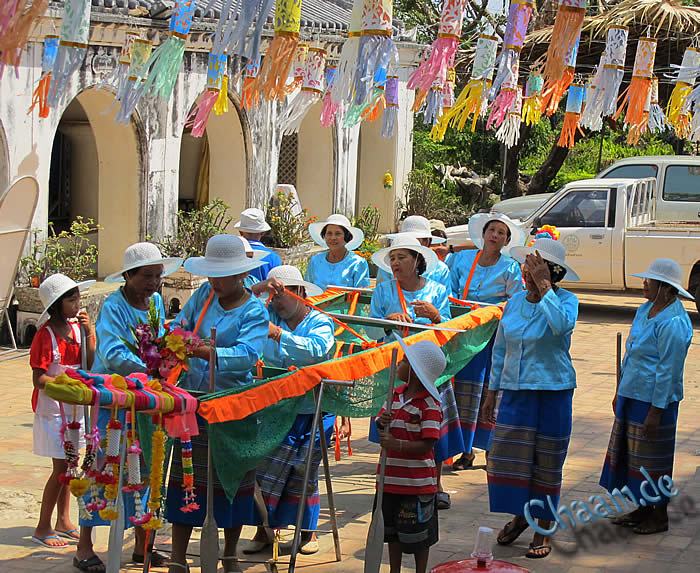 Alte Frauen bei thailändischem Fest