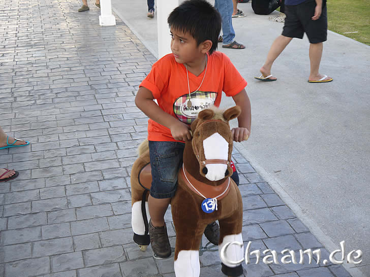 Ponycycles im Santorini Park von Cha-Am